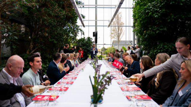 Minder zout, méér smaak: Koppert Cress en Nierstichting organiseren de Langste Zoutbewuste Tafel van Nederland