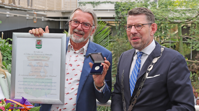 Zilveren erepenning Westland voor Rob Baan bij zilveren jubileum