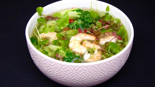 Prawn and chilli noodle soup