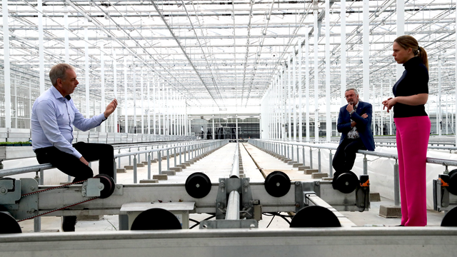 Minister Schouten bezoekt Koppert Cress