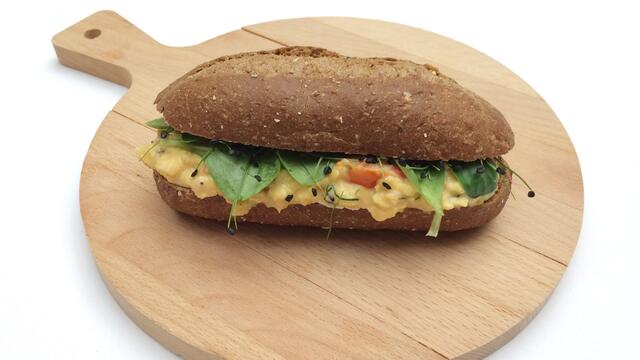 Scrambled Egg Sandwich with Rock Chives