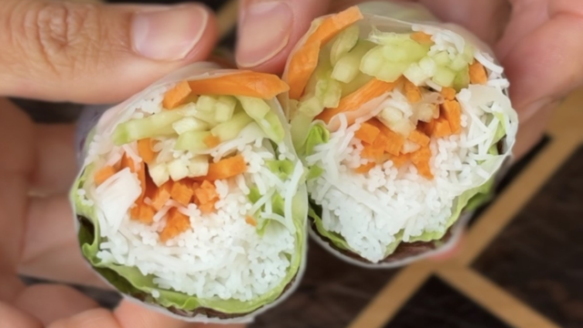 Spring Rolls with Shiso Leaves Bicolor