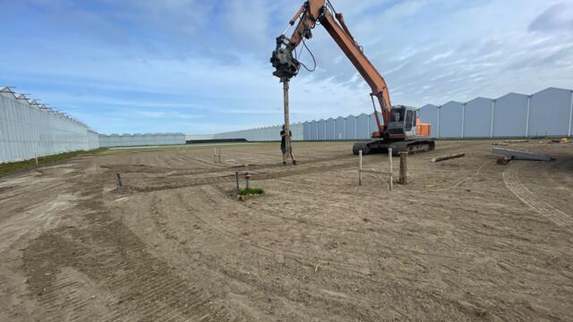 Eerste paal BBBLS testkas Koppert Cress geslagen