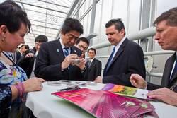 Japanse Premier Abe onder de indruk glastuinbouw Westland